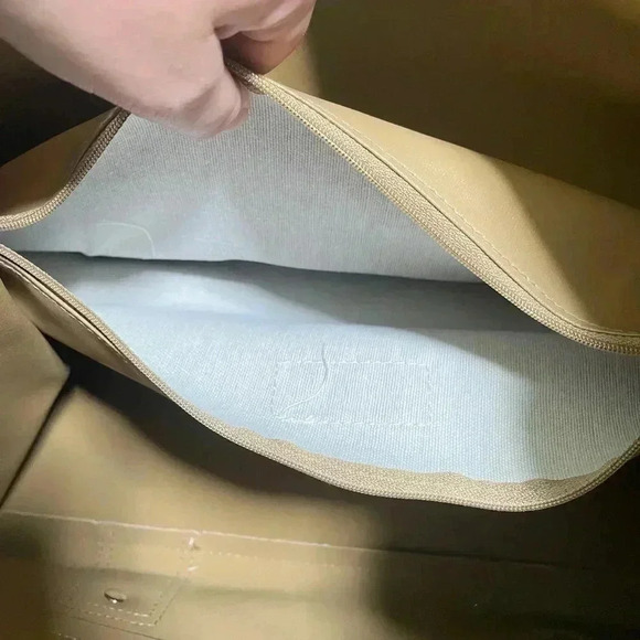 Emilie M. Vintage Red Vegan Leather Tote w/Strap Detail Med SZ - Picture 9 of 10